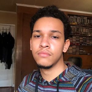 Meet your Posher, Isaiah